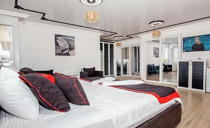 Merve Butik * ディディム